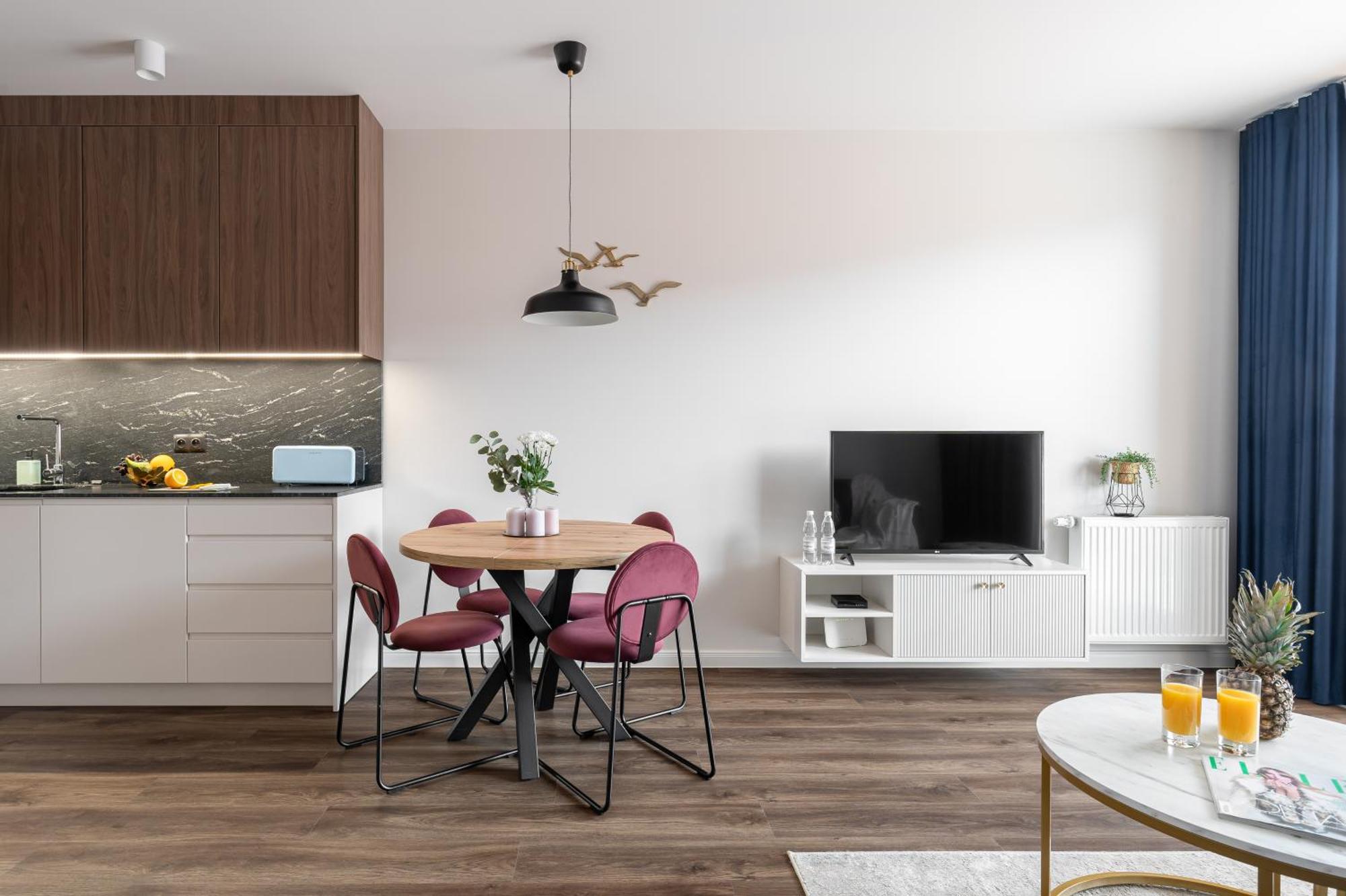 Scala City Center Apartments With Parking By Lion Apartments — Photos 2